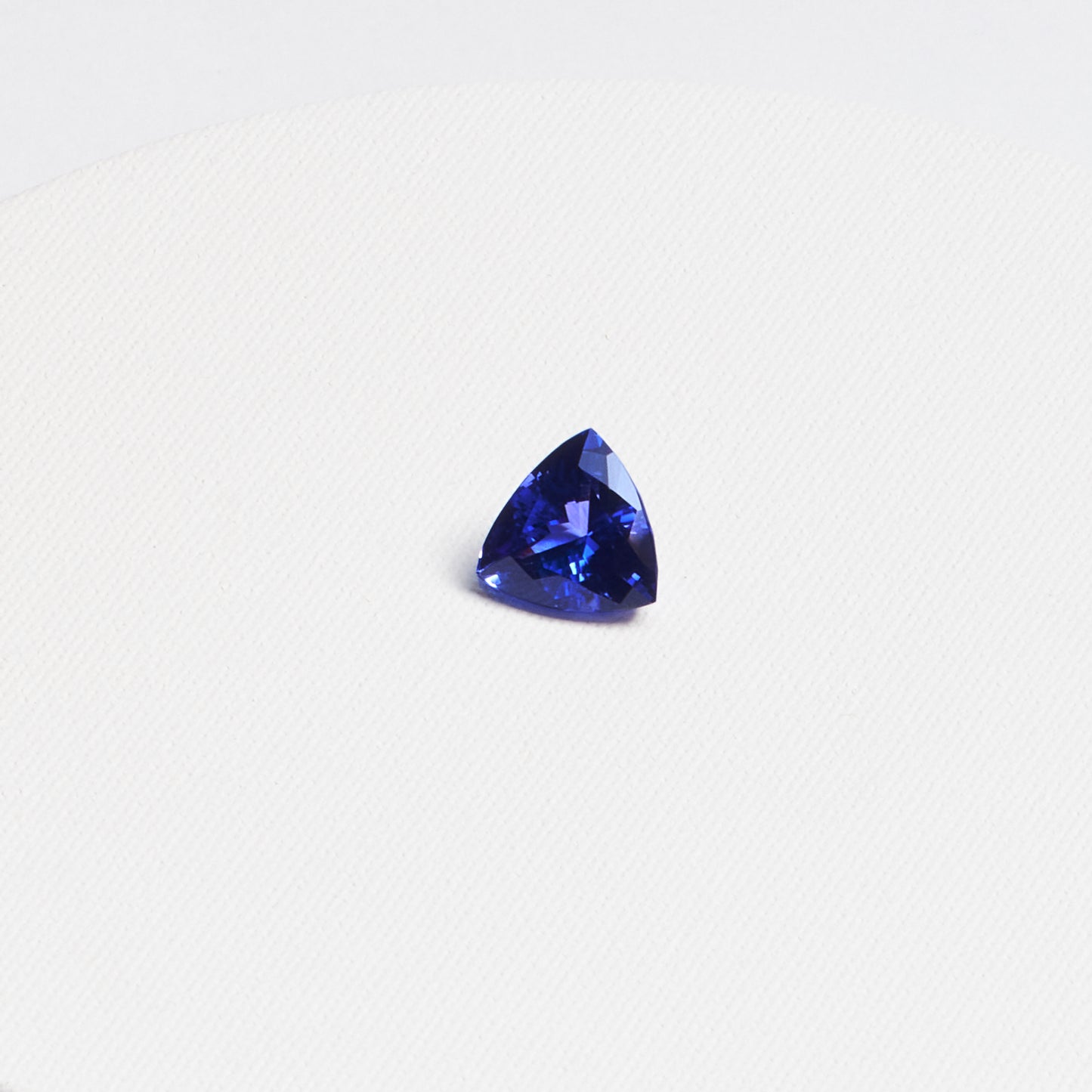 Trillion Tanzanite Loose Stone · 8.22ct