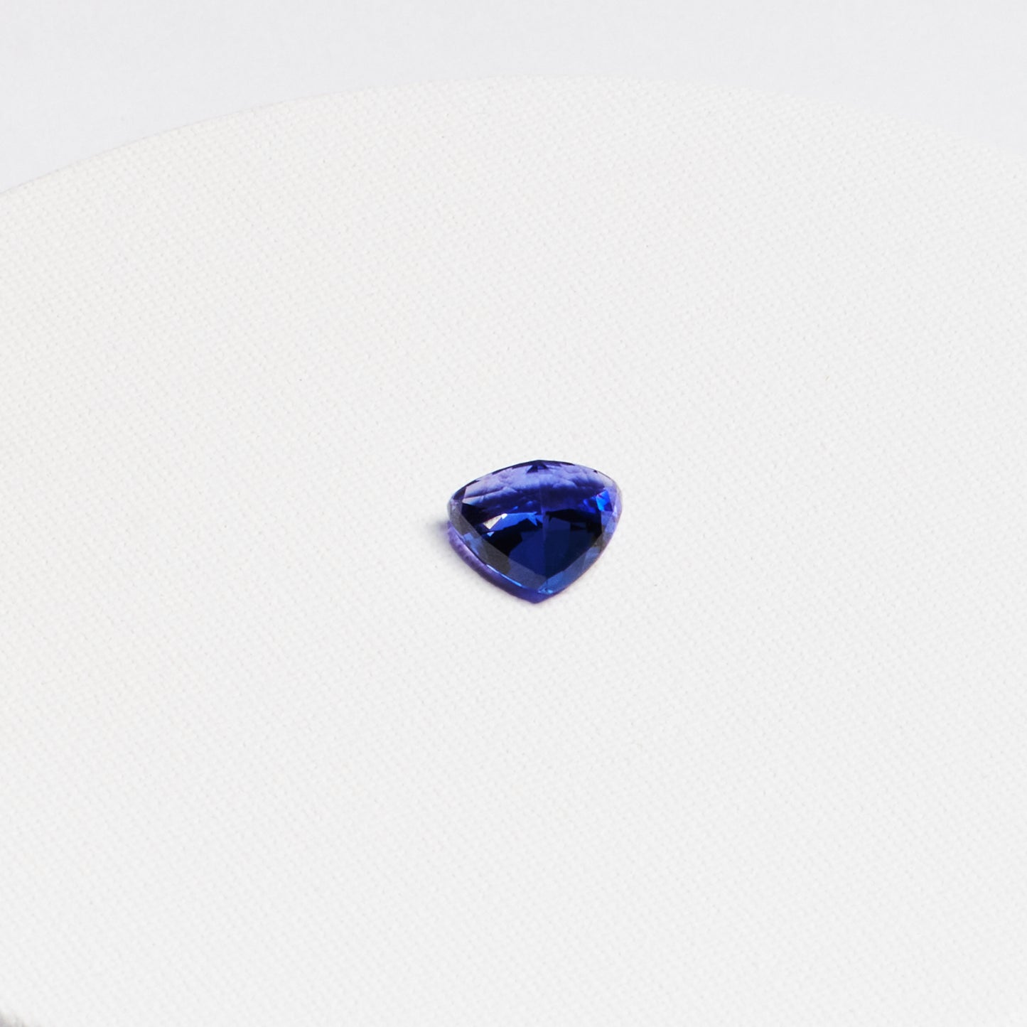 Trillion Tanzanite Loose Stone · 8.22ct
