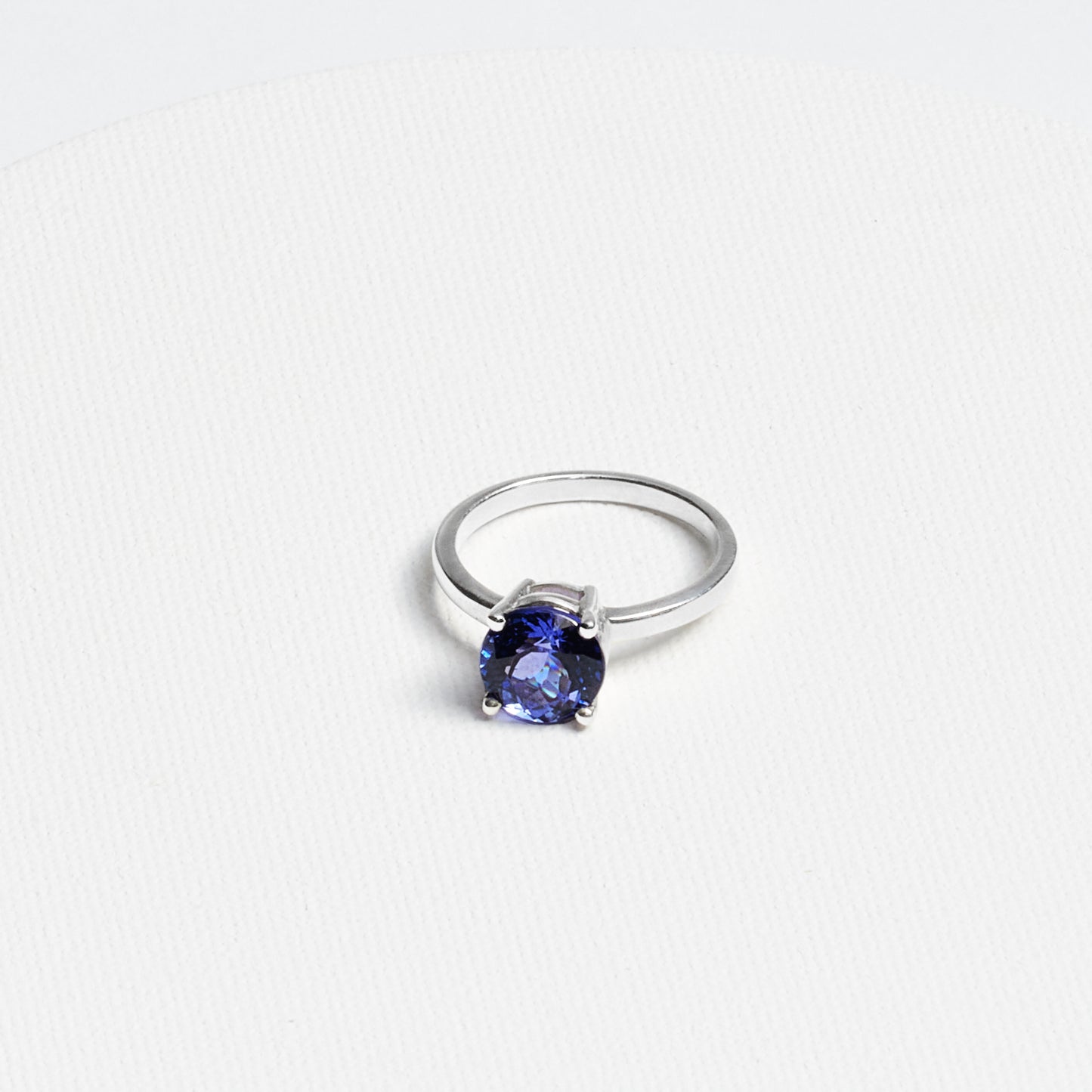 Round Tanzanite Ring · 2.66ct · Silver