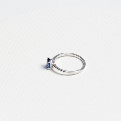 Oval Tanzanite Ring · 0.7ct · Silver