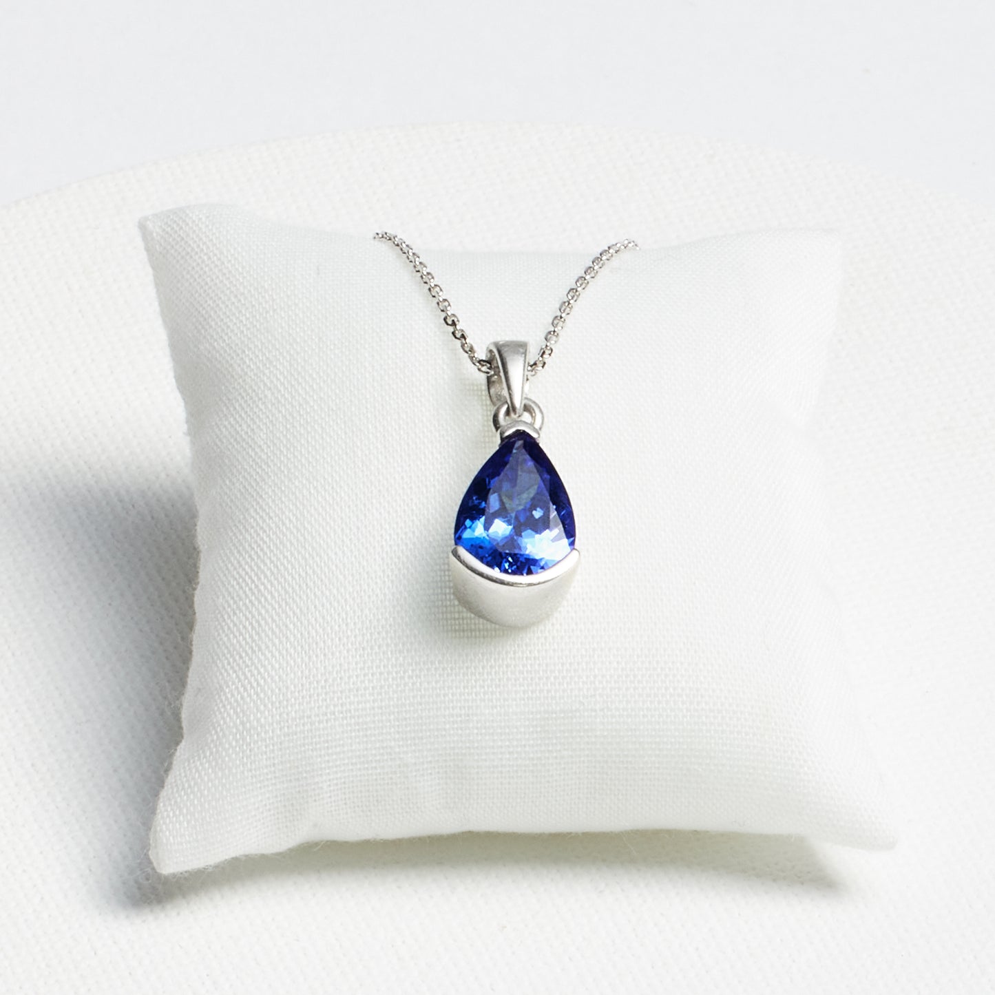 Semi-Bezel Teardrop Tanzanite Pendant · 2.97ct · Silver