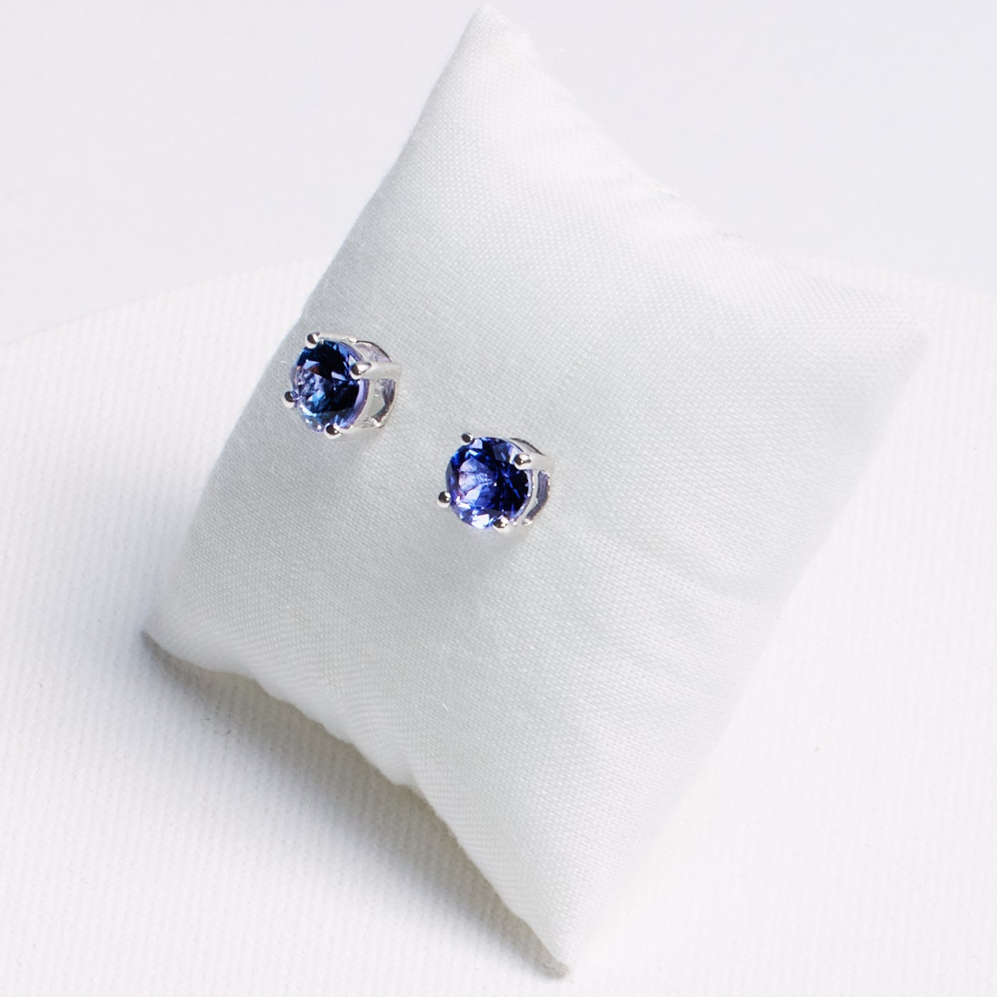 Round Tanzanite Stud Earrings · 2.0ct · Silver