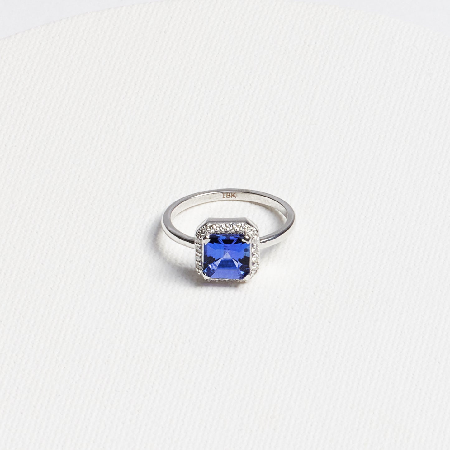 Emerald Tanzanite Ring with Diamond Frame · 1.64ct · 18K White Gold