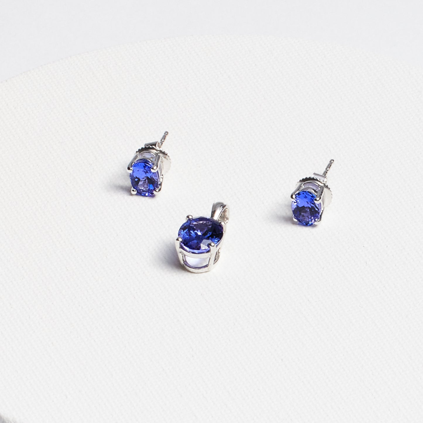 Oval Tanzanite Stud Earrings · 1.9ct · Silver