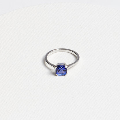 Cushion-Cut Tanzanite Ring · 1.67ct · 14K White Gold