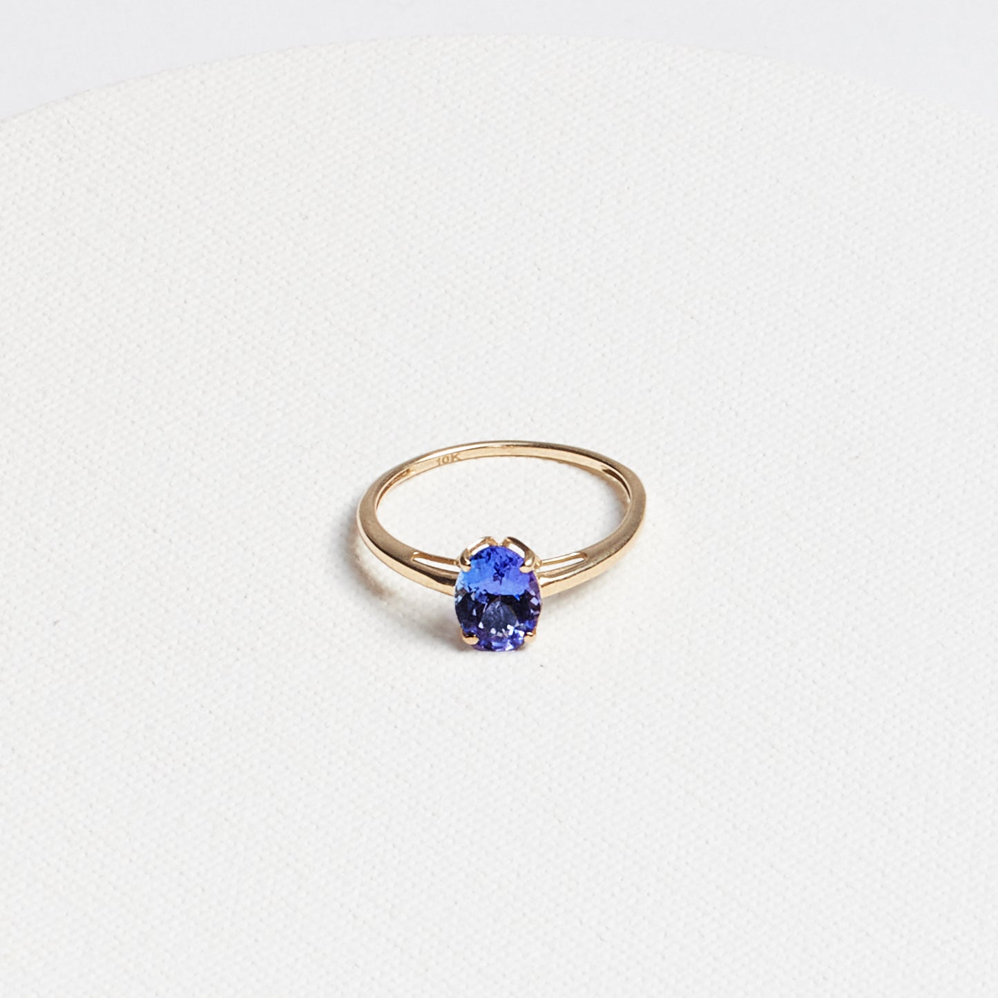 Oval Tanzanite Ring · 1.2ct · 10K Yellow Gold