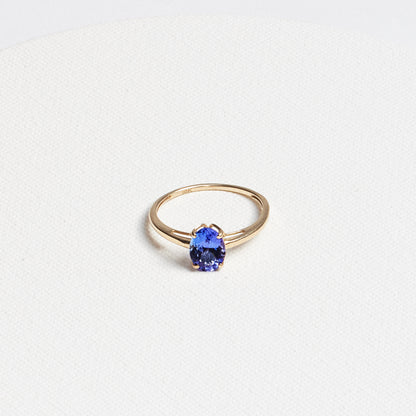 Oval Tanzanite Ring · 1.2ct · 10K Yellow Gold