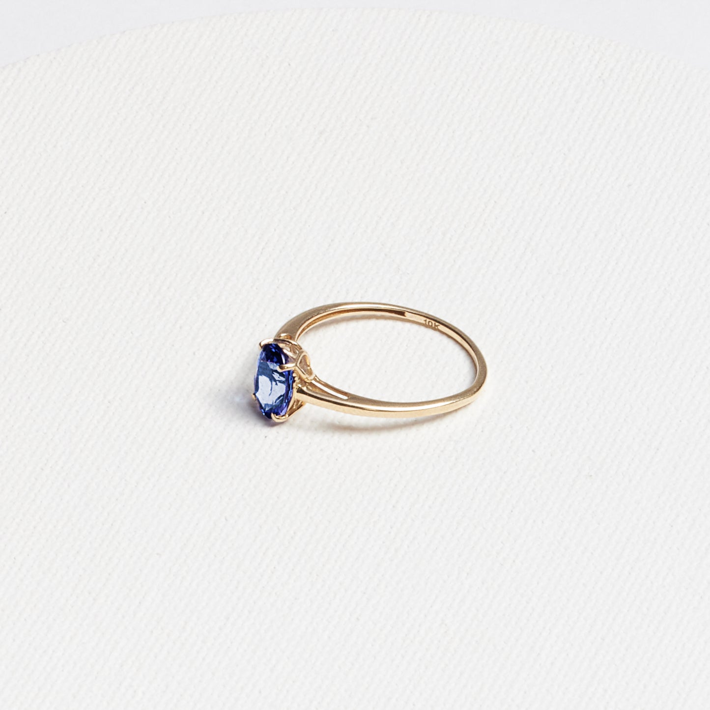 Oval Tanzanite Ring · 1.2ct · 10K Yellow Gold