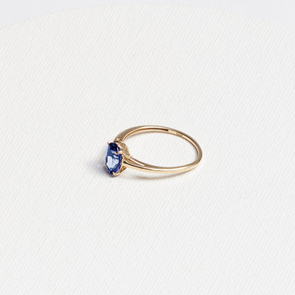 Oval Tanzanite Ring · 1.2ct · 10K Yellow Gold
