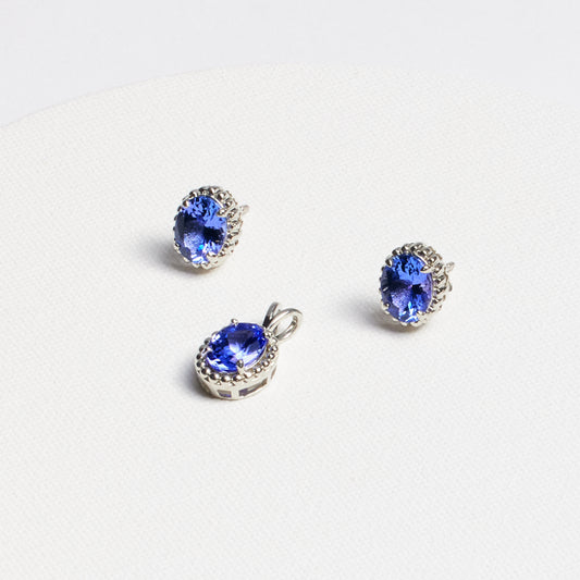 Oval Tanzanite Flower Stud Earrings · 3.8ct · Silver