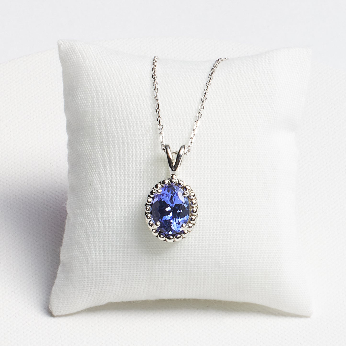 Oval Tanzanite Flower Pendant · 1.89ct · Silver
