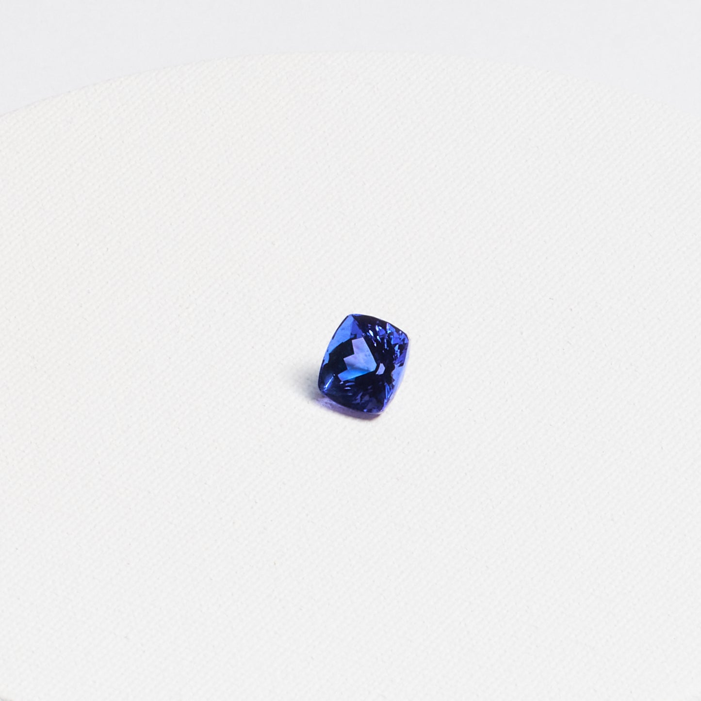 Cushion Tanzanite Loose Stone · 5.35ct