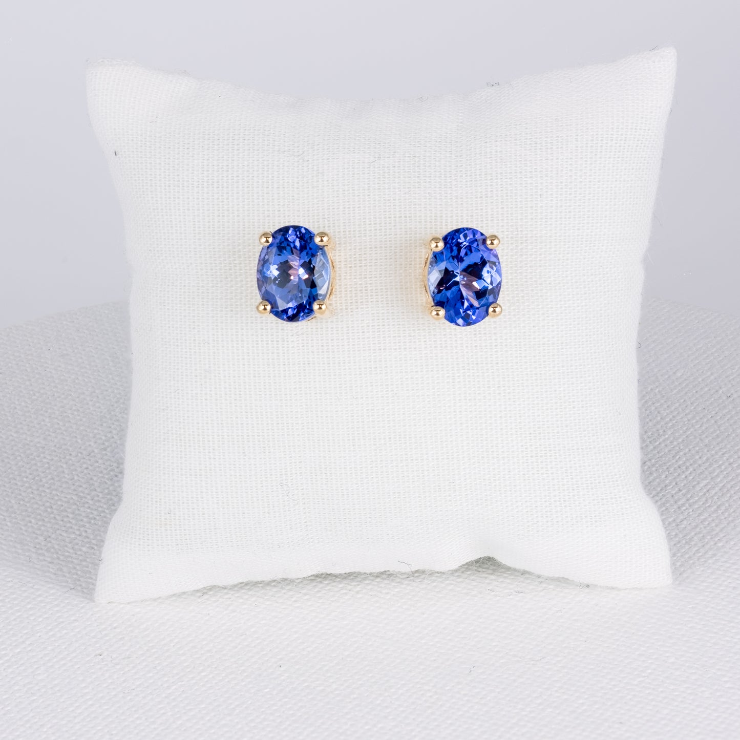 Oval Tanzanite Stud Earrings · 3.5ct · 10K Yellow Gold