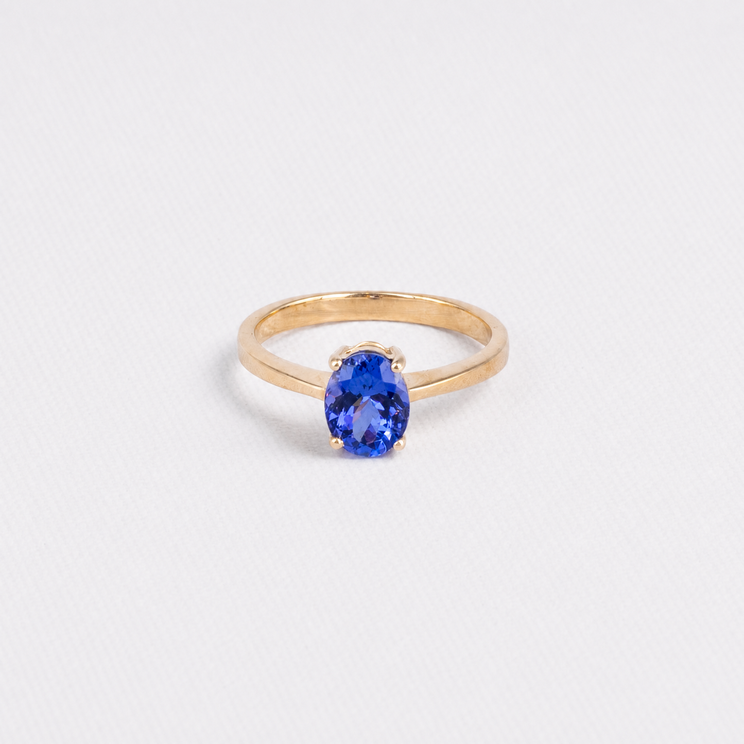 Oval Tanzanite Ring · 1.5ct · 10K Yellow Gold